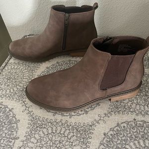 White Mountain women’s boots